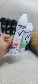 اسپری ضد تعریق زنانه رکسونا ایتالیا ANTIBACTERIAL PROTECTION